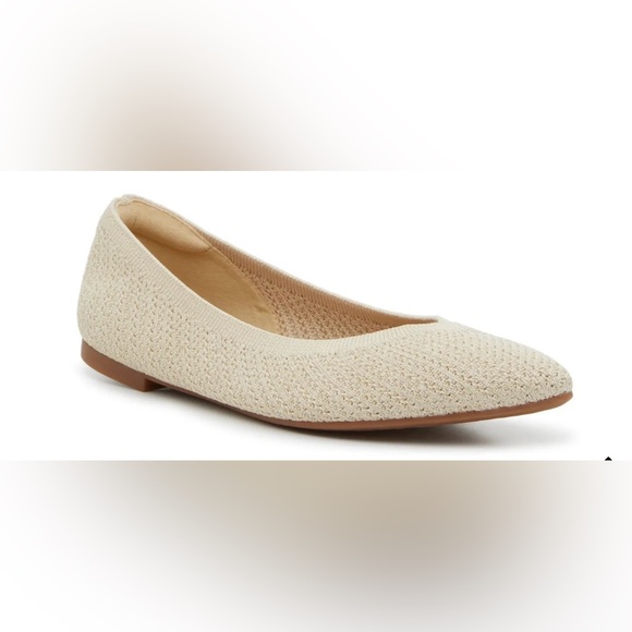 Kelly & Katie Beige Textured Flats - Picture 2 of 6